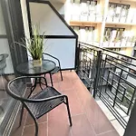 Luxe In Center With Free Parking * Budapeşte