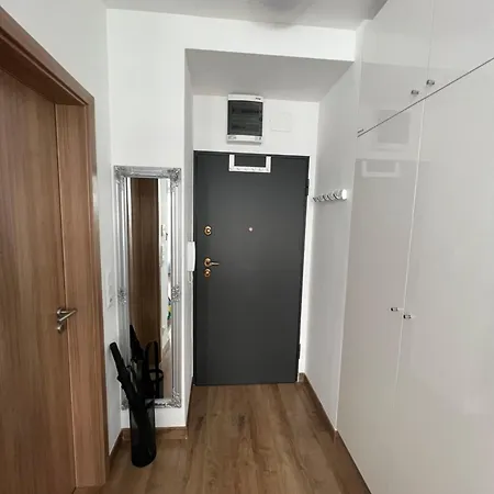 Apartament Luxe With Pool, Parking & Ac