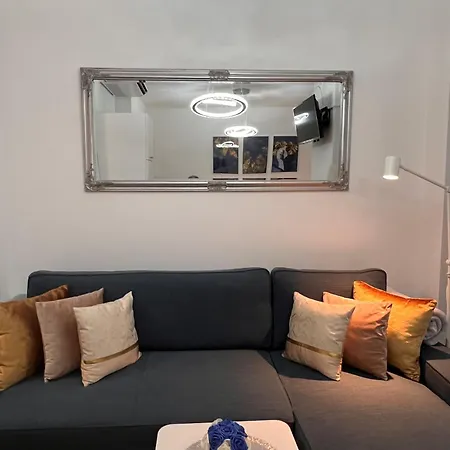 Luxe In Center With Free Parking Apartment Budapest