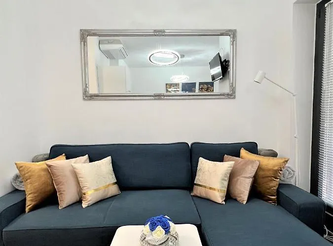 Apartament Luxe In Center With Free Parking