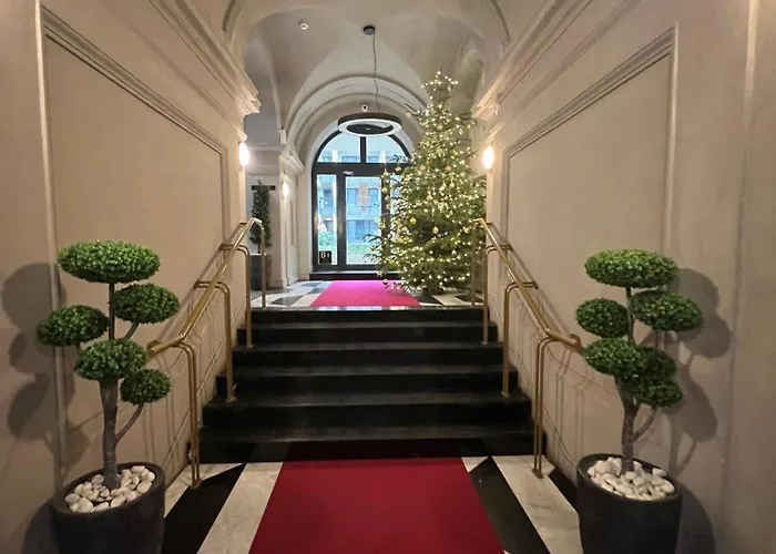 Luxe In Center With Free Parking Apartament