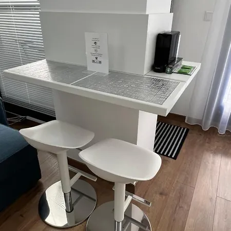Luxe In Center With Free Parking Appartement